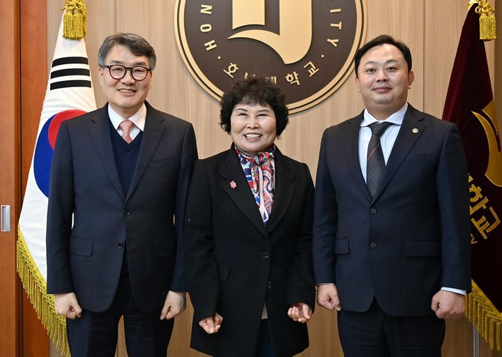 '호대 가족' 아시니요… 가족 6명이 메이저 바카라사이트 장난감 재학·졸업